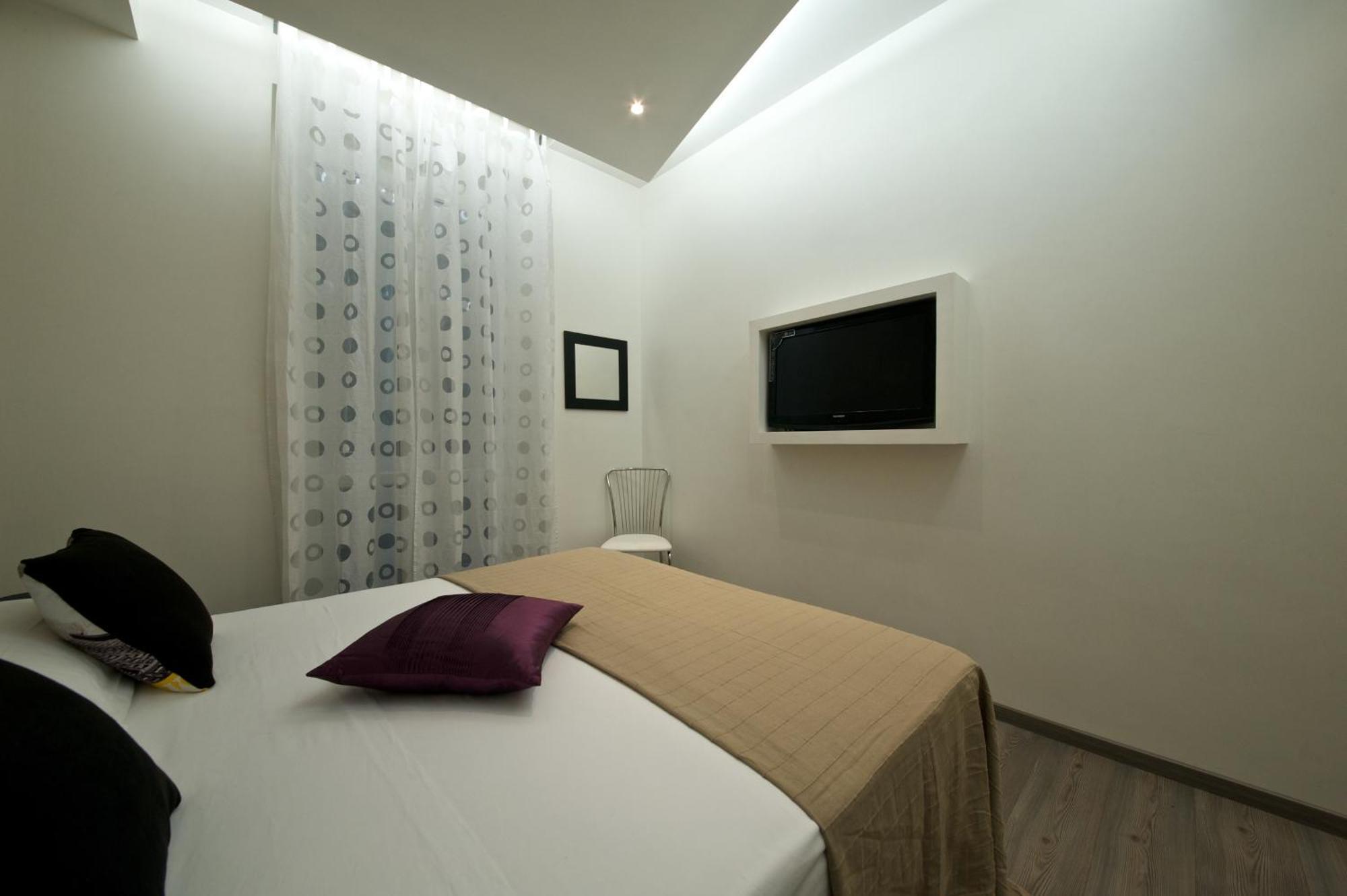Roma Naif Rooms Rom