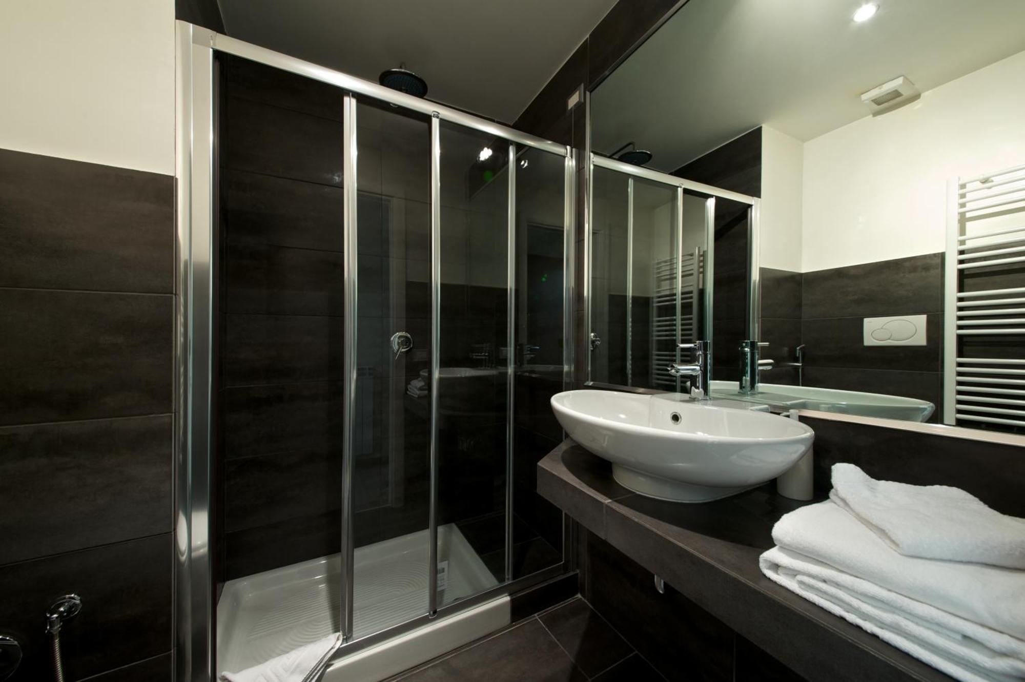 Roma Naif Rooms Gasthof 2*